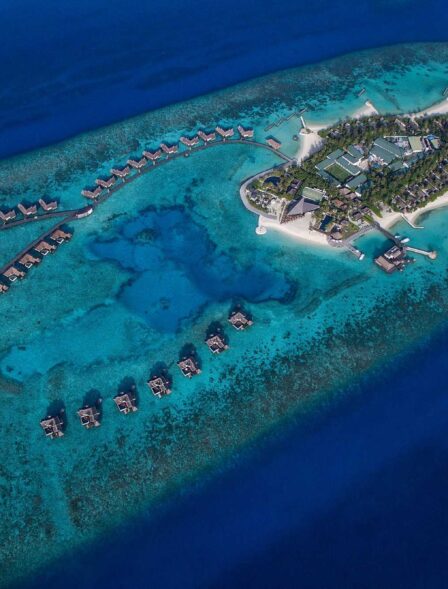 12677_jumeirah-vittaveli-aerial-northwest_orig-1.jpg