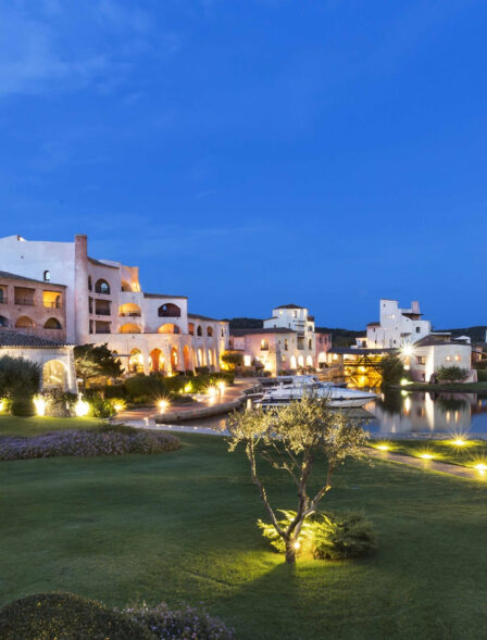14018_hotelcaladivolpe-exterior_orig-1.jpg