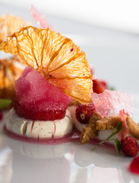 15697_restaurantlavoilefraisesablebretonfromageblancvanillesorbetrosepamplemousse_orig-3.jpg