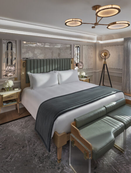 15765_london2017roomdeluxeking_orig-1.jpg