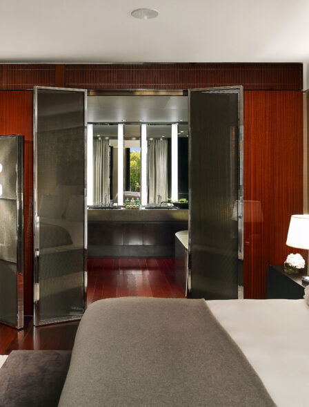15779_bulgari-suite-vi-bedroom-and-bathroom_orig-1.jpg