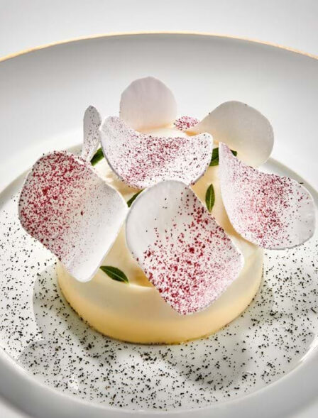 19122_chateaustmartinframboise_orig-1.jpg