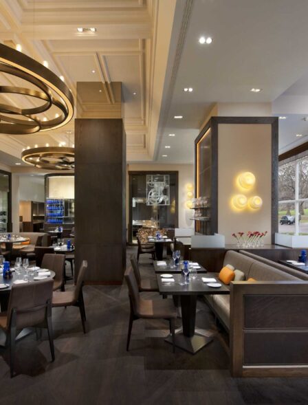 3730_dinner-by-heston-blumenthal-2_orig-3.jpg