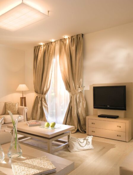 8479_porto-sani-village-family-suite-01_orig-3.jpg
